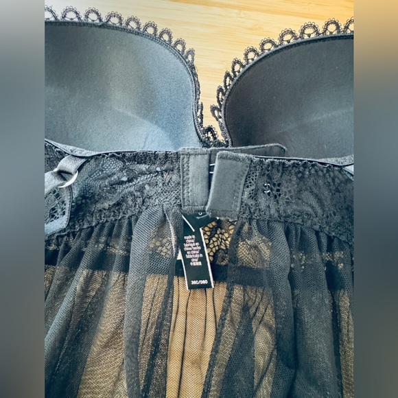 Victoria’s Secret Eyelash Lace Babydoll Lingerie Embroidered Black 36C - CUPS - Picture 8 of 8